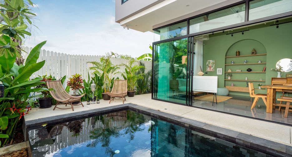 Villa zur Miete und zum Kauf mit 4 Zimmer in Thalang, Phuket