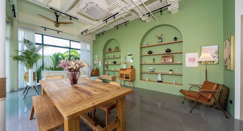 Villa zur Miete und zum Kauf mit 4 Zimmer in Thalang, Phuket