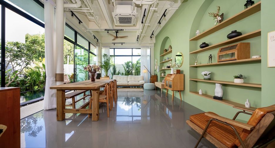 Villa zur Miete und zum Kauf mit 4 Zimmer in Thalang, Phuket