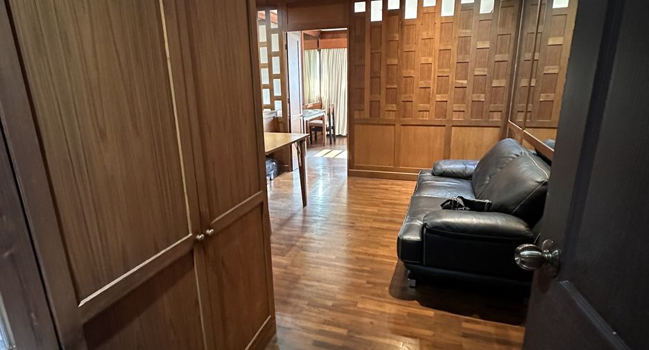 À vendre 1 chambre condo à Khlong Toei, Bangkok