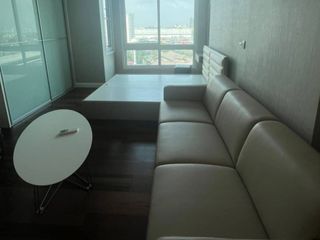 For rent studio condo in Mueang Samut Prakan, Samut Prakan
