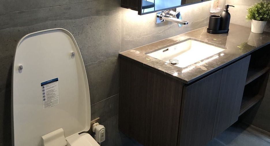 For rent 1 bed condo in Ratchathewi, Bangkok