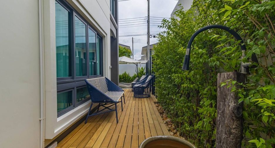 À vendre et à louer 4 chambres villa à Mueang Phuket, Phuket