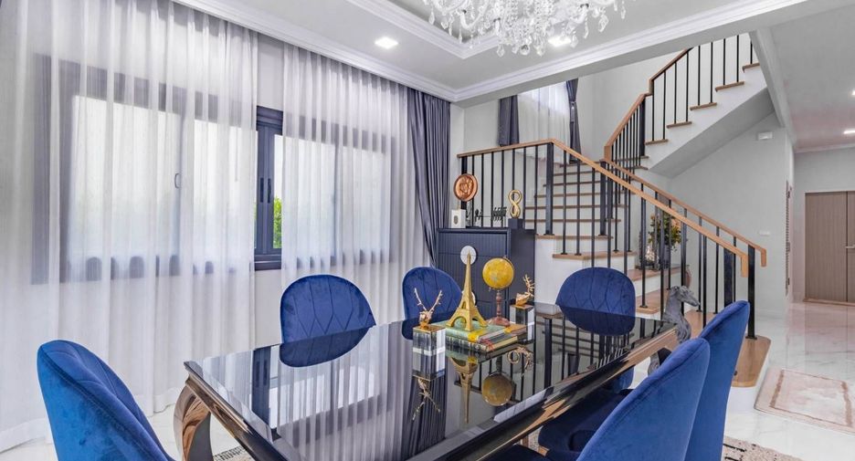 À vendre et à louer 4 chambres villa à Mueang Phuket, Phuket
