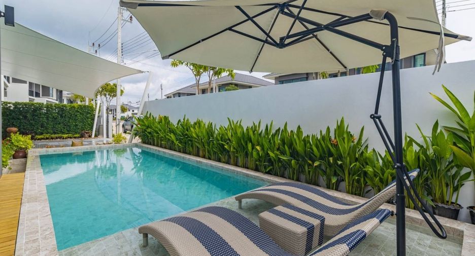 À vendre et à louer 4 chambres villa à Mueang Phuket, Phuket