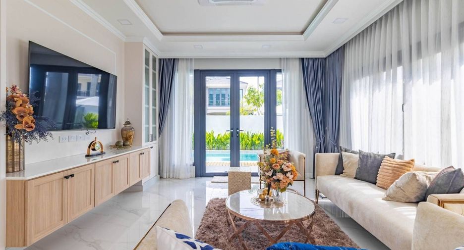 À vendre et à louer 4 chambres villa à Mueang Phuket, Phuket