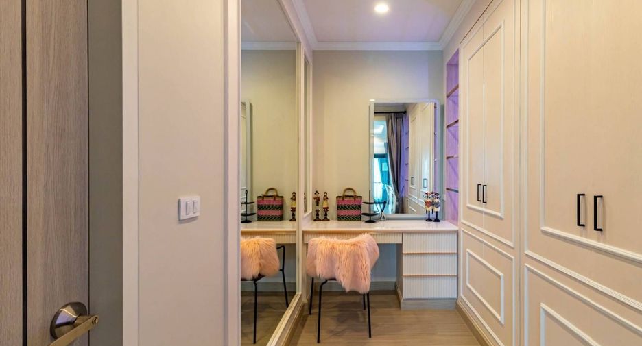 À vendre et à louer 4 chambres villa à Mueang Phuket, Phuket