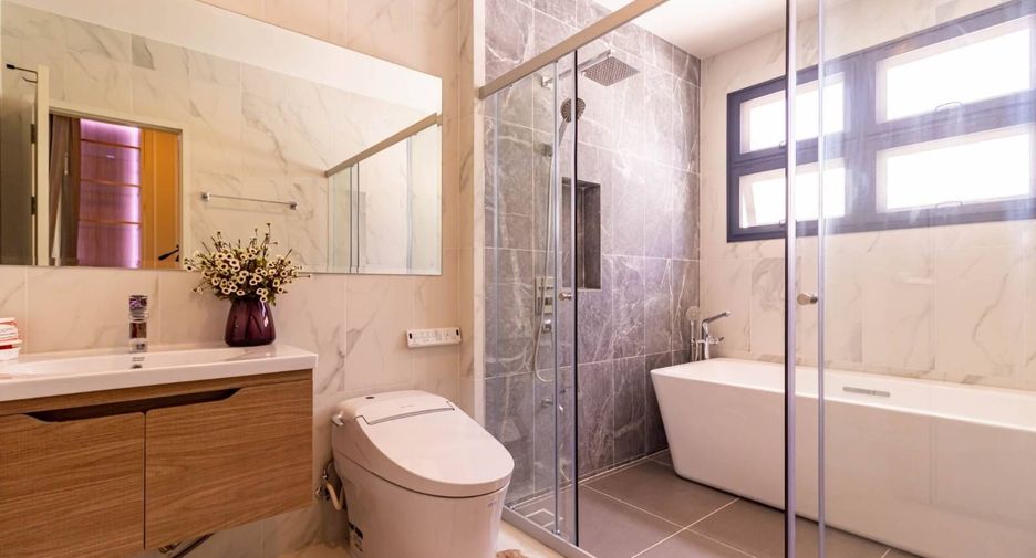 À vendre et à louer 4 chambres villa à Mueang Phuket, Phuket