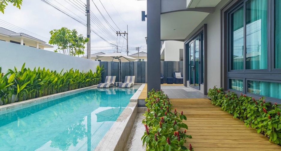 À vendre et à louer 4 chambres villa à Mueang Phuket, Phuket