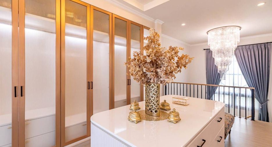 À vendre et à louer 4 chambres villa à Mueang Phuket, Phuket
