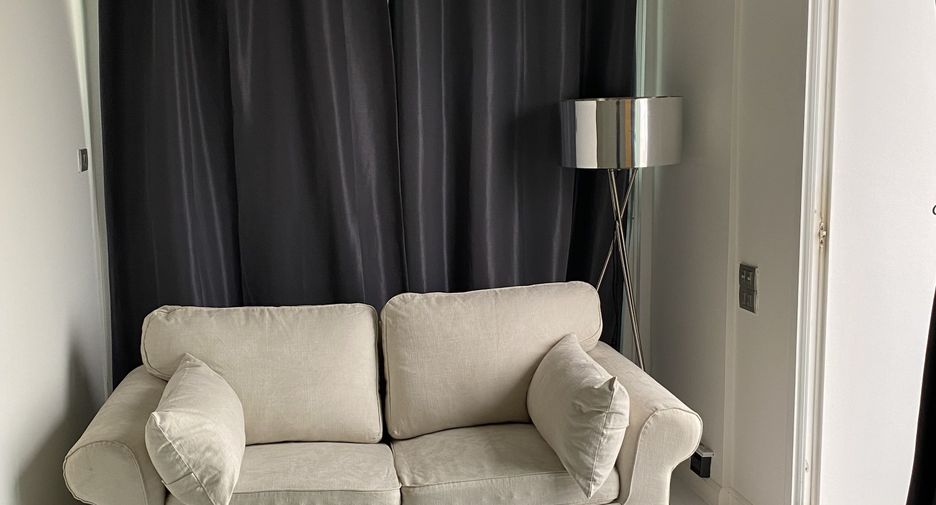 For rent 3 bedrooms condo in Bang Kapi, Bangkok