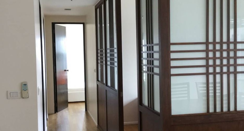 For sale and for rent 3 bedrooms condo in Khlong Toei, Bangkok
