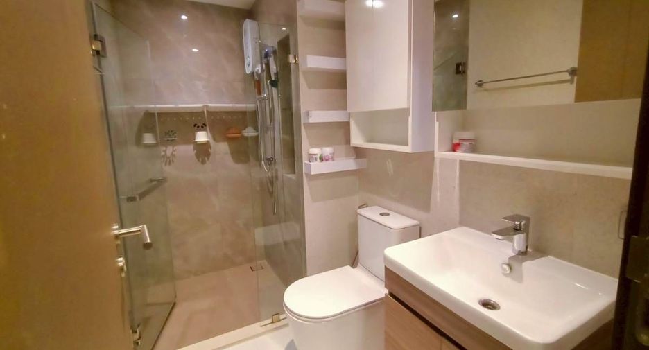 For sale 1 bed condo in Phra Khanong, Bangkok