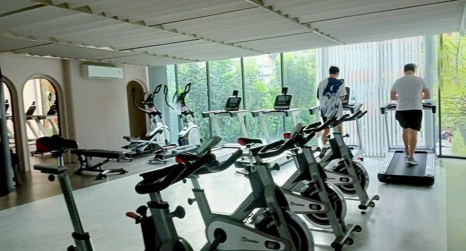 For sale 1 bed condo in Phra Khanong, Bangkok