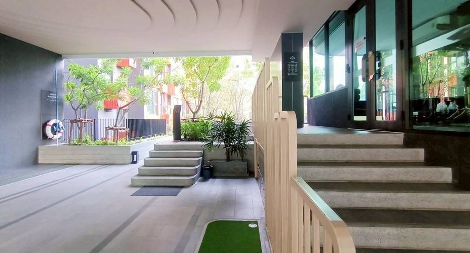 For sale 1 bed condo in Phra Khanong, Bangkok