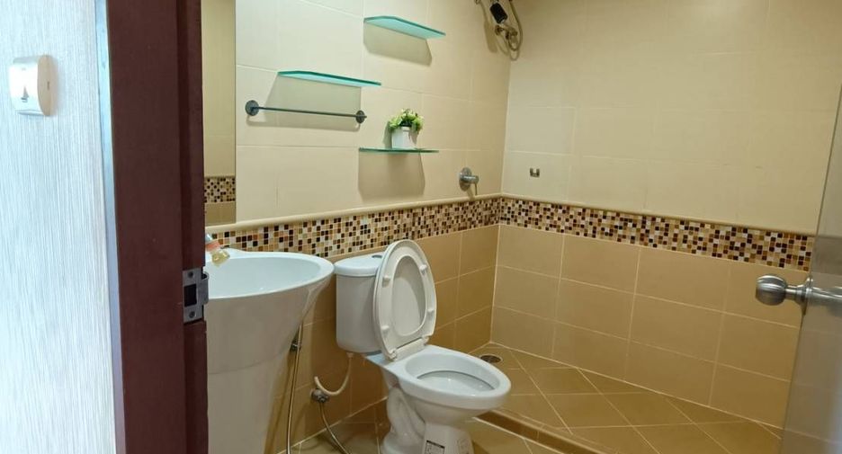 Condo en venta y en alquiler de 2 habitaciones en Khlong Toei, Bangkok
