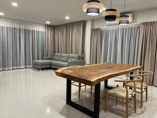 For rent 4 ベッドルーム house in Bang Phli, Samut Prakan