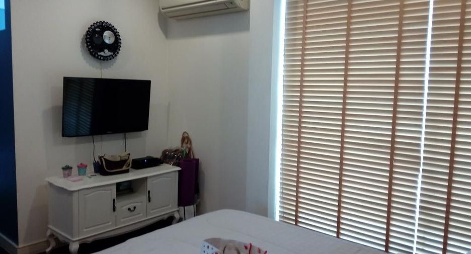 Casa adosada en venta de 3 habitaciones en Chatuchak, Bangkok