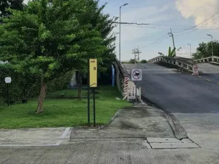 Аренда 4 спальни таунхаус в Нонг Кхаем, Бангкок