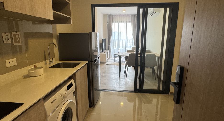 For rent 2 bedrooms condo in Watthana, Bangkok