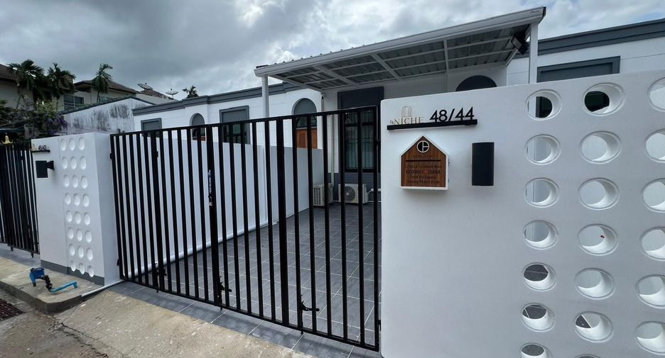 For rent 2 bedrooms townhouse in Thalang, Phuket