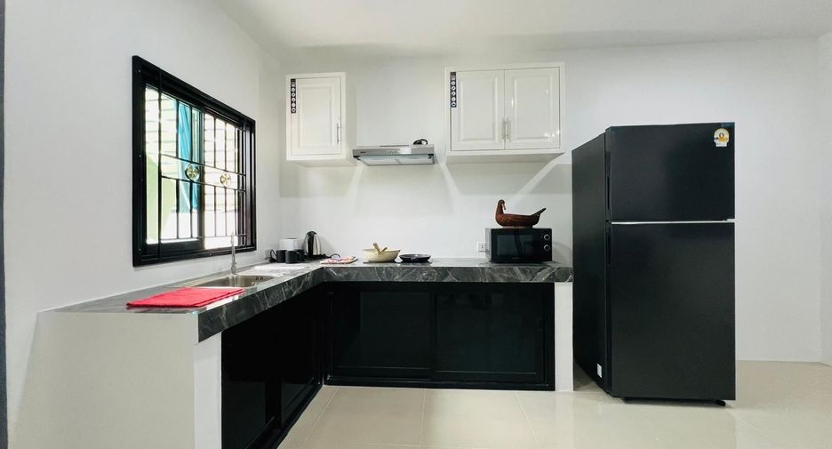 For rent 2 bedrooms townhouse in Thalang, Phuket