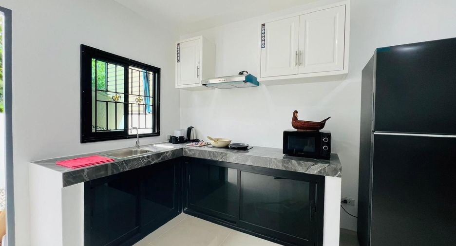 For rent 2 bedrooms townhouse in Thalang, Phuket