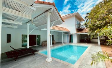 For rent 5 bedrooms villa in Mueang Phuket, Phuket