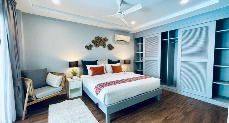À louer 5 chambres villa à Mueang Phuket, Phuket