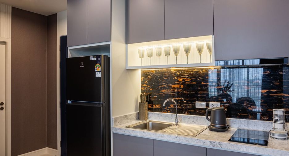 For sale 2 bedrooms condo in Lat Phrao, Bangkok