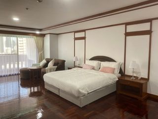Apartamento en alquiler de 3 habitaciones en Watthana, Bangkok