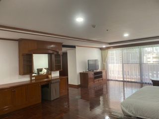 Apartamento en alquiler de 3 habitaciones en Watthana, Bangkok