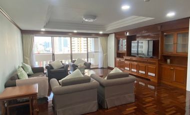 À louer 3 chambres appartement à Watthana, Bangkok