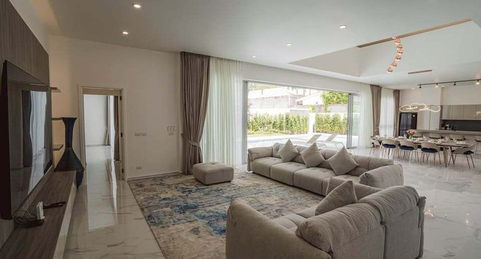 À vendre et à louer 5 chambres villa à Mueang Phuket, Phuket