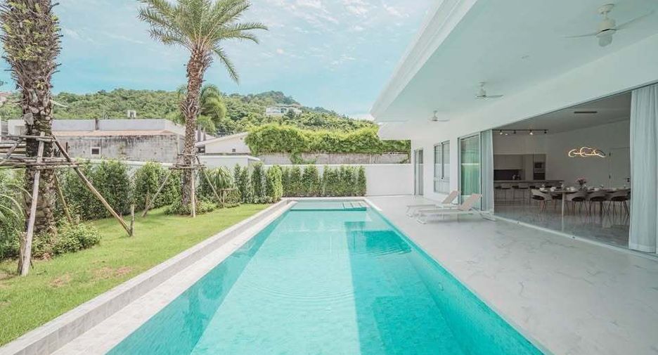 À vendre et à louer 5 chambres villa à Mueang Phuket, Phuket