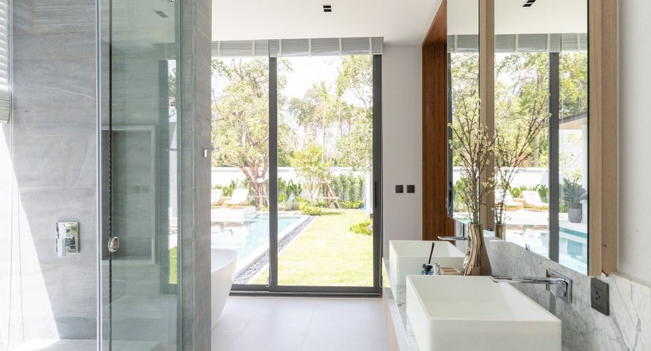 For sale 4 bedrooms villa in Kathu, Phuket
