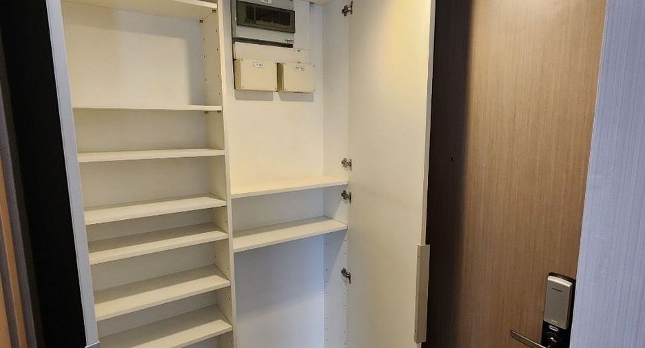 À louer 1 chambre condo à Khlong Toei, Bangkok