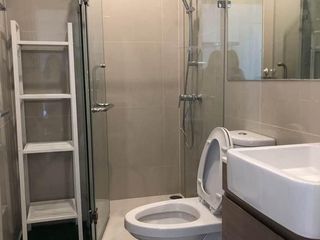 Condo en alquiler de estudio en Huai Khwang, Bangkok
