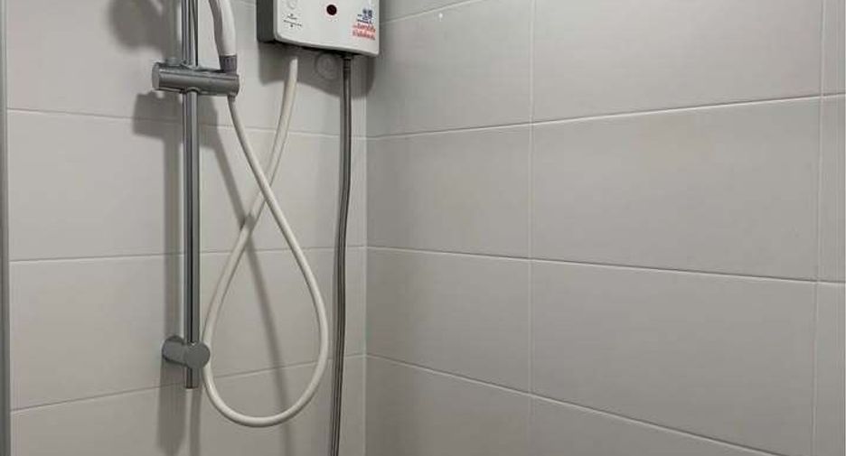 For sale 1 Beds condo in Huai Khwang, Bangkok