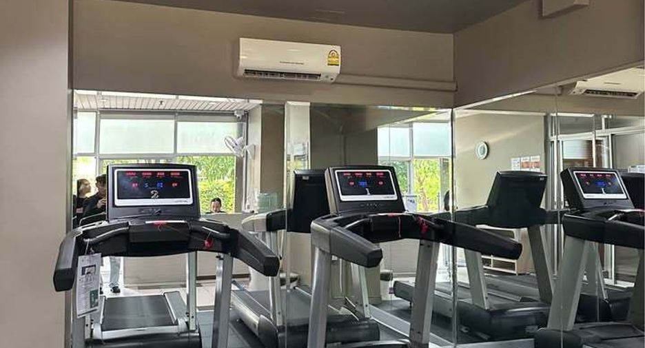 For sale 1 Beds condo in Huai Khwang, Bangkok