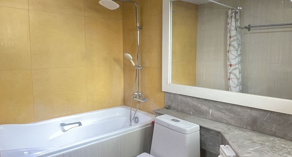 Продажа и аренда 3 спальни кондо в Щаттхана, Бангкок