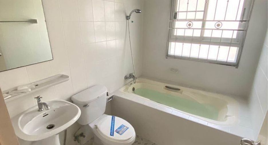 For sale 3 bedrooms house in Thalang, Phuket