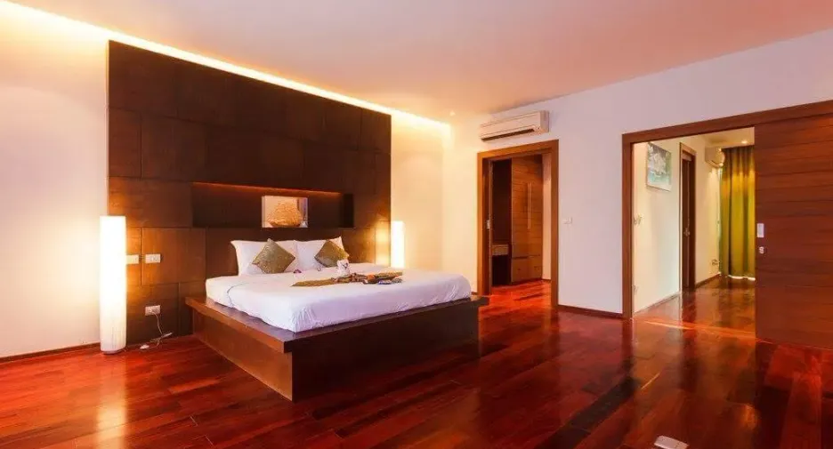 À vendre et à louer 4 chambres villa à Mueang Phuket, Phuket