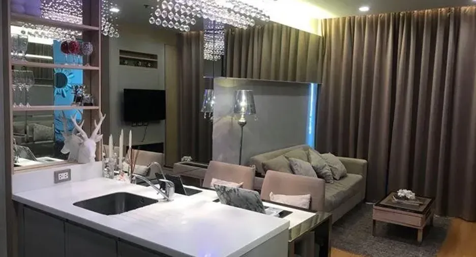 Продажа 1 кровать кондо в Щаттхана, Бангкок