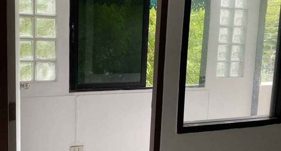 For sale 6 bedrooms retail Space in Mueang Phuket, Phuket