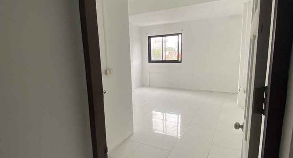 For sale 6 bedrooms retail Space in Mueang Phuket, Phuket