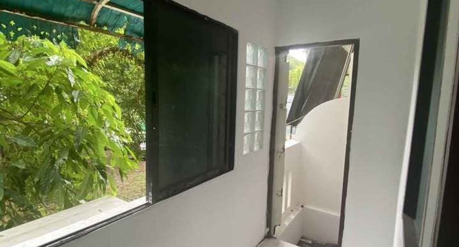 For sale 6 bedrooms retail Space in Mueang Phuket, Phuket