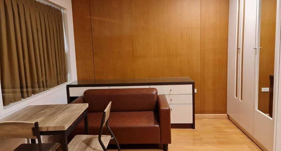For rent 1 bed condo in Sathon, Bangkok