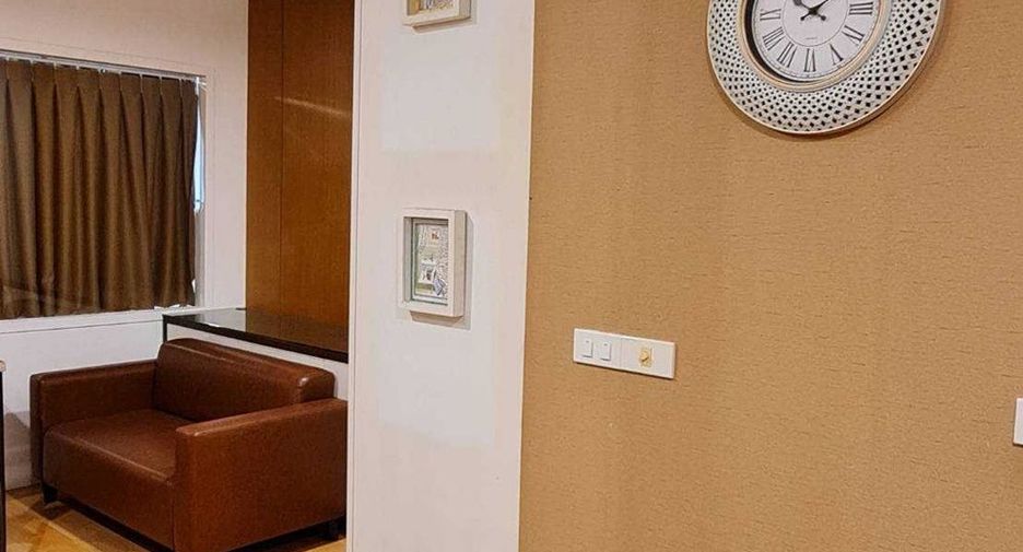 For rent 1 bed condo in Sathon, Bangkok