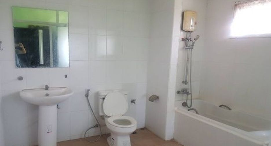 For rent 2 ベッドルーム townhouse in Sai Mai, Bangkok